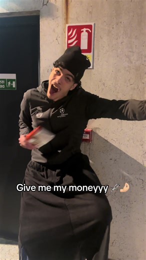 #humour #cringememes @TKM’ | Give Me My Money