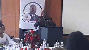 City of uMhlathuze Mayor Cllr X.Ngwezi says it is of utmost importance for the local people of uMhlathuze to be involved and included in the local economy. The Mayor has been addressing Captains of industries from around the City of uMhlathuze, iZinduna and aMakhosi. He says the locals must be part of every investment taking place in the City. UMhlonishwa iMeya uNgwezi uthi kubaluleke kakhulu ukuba abantu abakhele uMhlathuze namaphethelo babe yingxenye yomnotho wasendaweni. Imeya ithi kuzo zonke