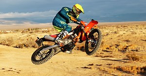 2019 KTM 350 EXC-F First Riding Impression - Dirt Bike Test