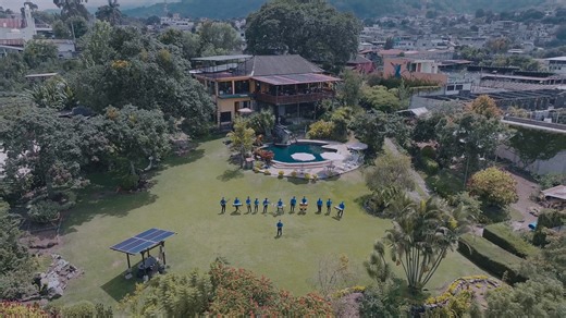 3.6K views · 63 reactions | - P R O X I M A M E N T E - DETRAS DE CAMARA CON GRUPO MUSICAL PLUMAS DE ORO #AlaskaFilmStudio #PlumasDeOro #GrupoMusical | CANAL 8 Alaska TV | Facebook