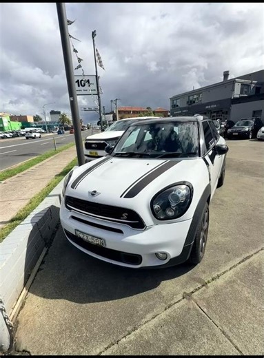 MINI Cooper S Countryman R60:以“卡丁车”原型来设计第一次试驾——就有种莫名其妙的开心。#BMW #Mini #Cooper S #Go-kart #Countryman