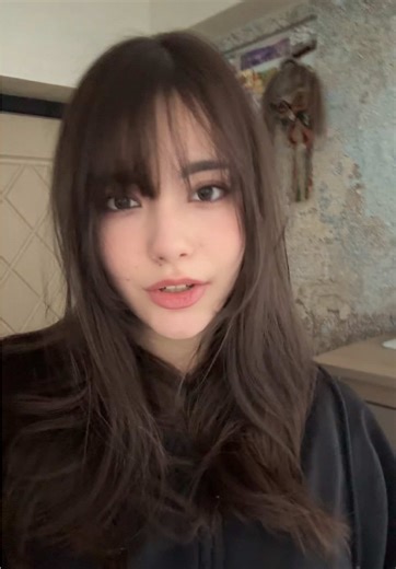 my icon @frigouscigous | How do you feel about cosplay on real people guys? #alysaliu #olimpics #pinkpantheress #zaralarsson #milanocortina2026