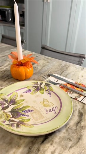 15K views · 70 reactions | Thanksgiving table decor for less than a dollar! #thanksgiving #tabledecor #HolidayVibes | Ollie Hacks | Facebook