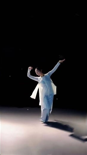 Spring Breeze Dance Tutorial by Yixin