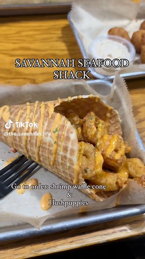 Savannah Seafood Shack is a MUST-GO when in savannah. Best hushpuppies, shrimp cones & lowcountry boil! 🍤 🔥 #visitsavannah #savannahga #savannahfood #savannahbar #savannahrestaurants #southerncooking #lowcountry