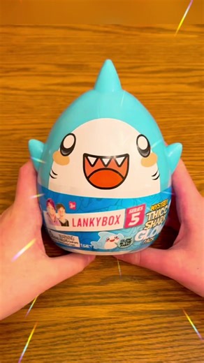 Cute LankyBox Thicc Shark Glow Pack Unboxing