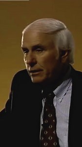 234K views · 13K reactions | Success doesn’t come from fitting in—it comes from standing out! Walk away from the negativity, the excuses, and the blame. Behave the way the successful do, and watch how your life begins to replicate their success. In what ways are you stepping outside the norm? #JimRohn #Inspiration #Motivation #PersonalDevelopment #StandOut | Jim Rohn | Facebook