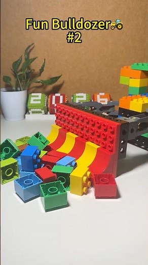 Let's continue building a LEGO bulldozer ! | Fun LEGO Engineering & Coding