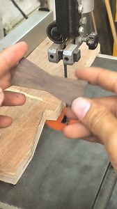376K views · 435 reactions | This how i cut bowties use the band saw #woodworking #DIY #tips #bandsaw #plywoodworking | Plywoodworking Tips & Trick | Facebook