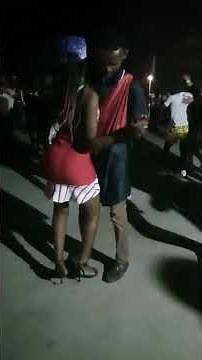 KIZOMBA NA RUA 🇦🇴 I Luanda, ANGOLA 💃