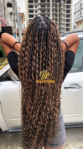 Rendez-vous pour des tresses magnifiques à Cocody