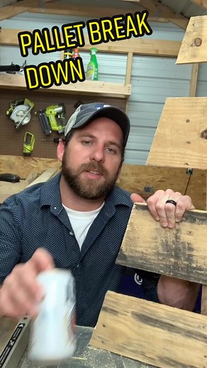 Pallet Wood Break Down Without a Saw - DIY Tutorial