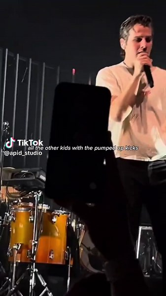 Pumped Up Kicks Dance: Explore the Moves