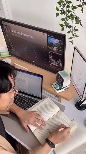 Keep improving and loving myself with @Me ｜Daily Routine Planner 🫶🏻✨ #meplus #100waystolovemyself #morningroutine #aesthetic #cozyvibes