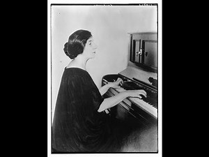 Wanda Landowska plays Mozart Sonata KV 332 in F major (1938 rec.)