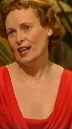 ARCHIVE | Vivienne Westwood Interview with Ruby Wax on Channel 4 (1988)