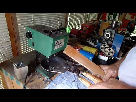 E196 How I mold lead toy soldiers