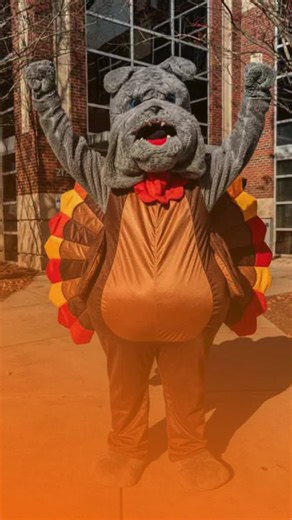 🍁 Happy Thanksgiving from Pitt Community College! 🦃 Thank you for the hard work, resilience, and heart you bring to our campus every day. We wish you a safe, joyful holiday surrounded by family, friends, and good food! 🍂 #pittcc #thanksgiving #thankful