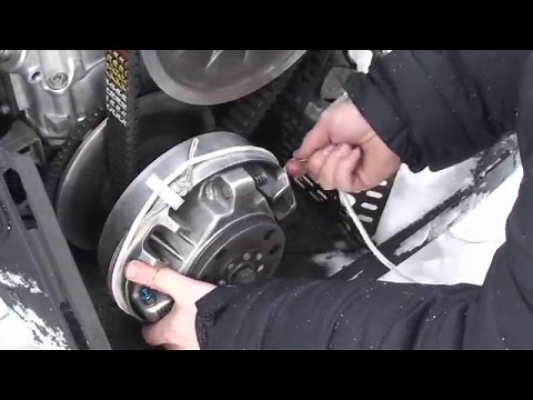 How to Clutch Start a Snowmobile – Tech Tip