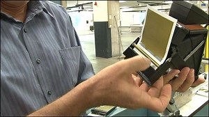 How a Polaroid camera works