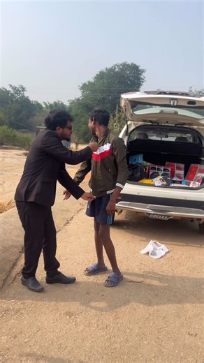 smart on Instagram: "#Help #madad #trendingreels #speed #daya #motivation"