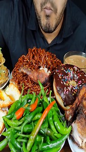 Eating Chilli, Noodles and Chicken | Eating Express