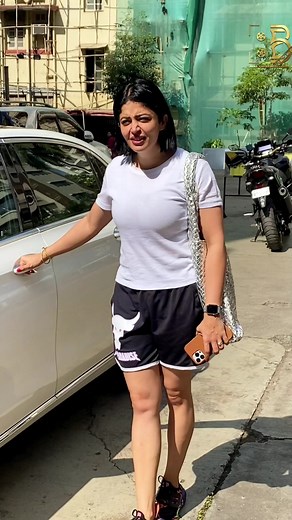 Fitness Freak Neha Pendse Spotted at Outside of Gym in Bandra | Bollywood Bliss