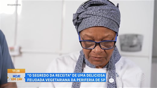 O Segredo da Receita | A feijoada é um dos pratos típicos mais populares do Brasil. O Chef Guga Rocha apresentou o segredo da receita de uma deliciosa feijoada vegetariana feita pela Tia Nice. O prato, que conta com feijão preto, arroz, couve, muita criatividade e sabor faz sucesso na periferia de São Paulo e ganhou até fama internacional. Confira! #HojeEmDia | Programa Hoje em Dia