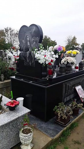 Exploring Beautiful Gravestones in a Serene Cemetery