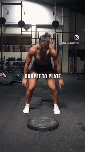 This simple plate exercise combo is harder than it looks #crossfitworkout #strength