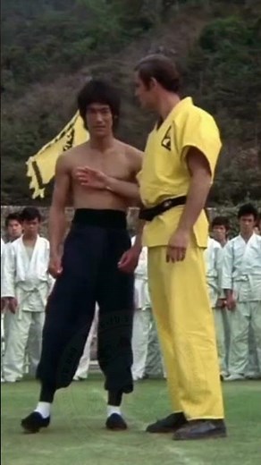 Una gran escena reúne a Bruce Lee, Bolo Yeung y John Saxon en la película Operación Dragón