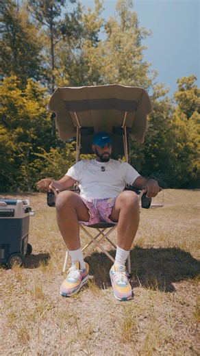 This Lawn chair is REVOLUTIONARY! ☀️😎