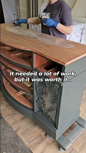 ANTIQUE BUFFET GETS PAINTED MAKOVER #diy #furniture #painting #transformation