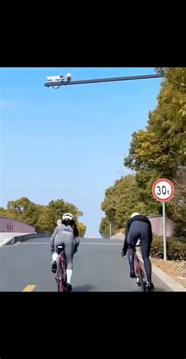 Outdoor cycling challenge full body #bikeride #fitness #motivation