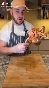 HOW TO PREPARE A SPIDER CRAB🔪🕷🦀 #fyp #privatechef #mikeywatchmecook #foryou #seafood #learnontiktok