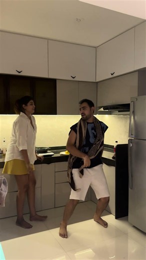 Surprising my wife with my dance moves -chunari chunari #husbandwife #dance #couple #romantic #fyp
