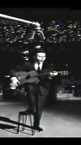 Domenico Modugno - Vecchio frac | Discoring"