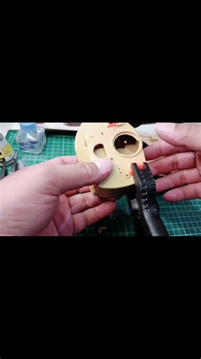 attaching main gun .usmc m60a1 with era. 1/35 scale by tamiya part 12