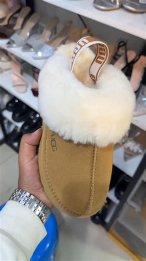 Abs Fashion on Instagram: "Restock ugg boots size 35/36/37/38/39"