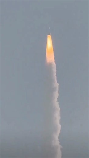 🚀 Lift-off! ORIENSPACE’s Gravity-1 Y2 rocket successfully lifted off from a sea platform near Haiyang, Shandong, carrying three satellites to sun-synchronous orbit - including the Earth observation satellite Jilin-1 Wideband-02B-07. 🕖 Liftoff Time (IST): 07:50 AM, Saturday, October 11, 2025 #ORIENSPACE #Gravity1 #SpaceLaunch #ChinaSpace #Jilin1 #EarthObservation #NewSpace #RocketLaunch #Haiyang #SatelliteLaunch | ISRO Spaceflight Now