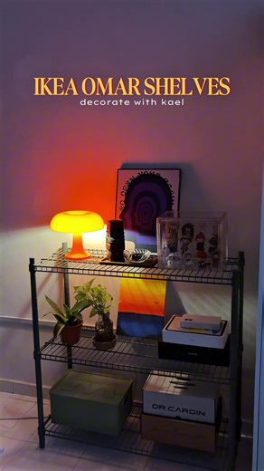 Dekorasi Ruang Kamar dengan Rak Omar dari IKEA