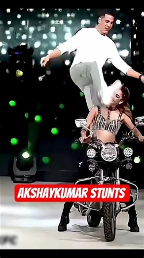 अक्षय कुमार के खतरनाक अंडरवाटर और बाइक स्टंट #akshaykumarstunts #अंडरवाटर #shorts