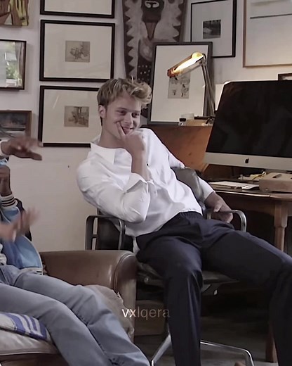 the way he looks at her 😍 #fypシ #fyp #viral #edit #vsp #velocityedits #madelyncline #madelynclineedit #madelynclineedits #rudypankow #rudypankowedit #rudypankowedits #rudelyn #rudelynedit #rudelynedits #outerbanks #outerbanksedit #outerbanksedits #sarahcameron #sarahcameronedit #sarahcameronedits #jjmaybank #jjmaybankedit #jjmaybankedits