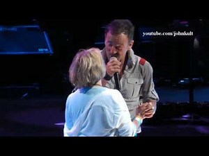 Bruce Springsteen Save The Last Dance For Me Live Albany 2014 HD Pro recorded audio