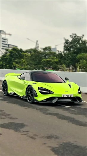 Mclaren 765LT: Kecepatan dan Gaya yang Tak Terbantahkan