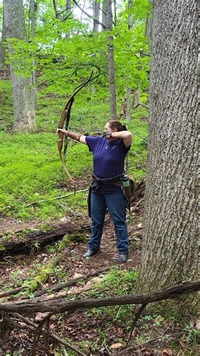 Archers on the Hunter's Challenge course at IBO Traditional World's #ibotraditional #tradtour #archery #traditionalarchery #longbow #recurvebow | Trad Tour Archery