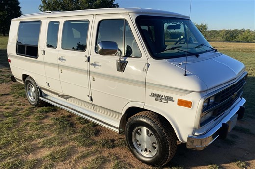 No Reserve: 1995 Chevrolet G20 Gaval Gladiator Conversion Van