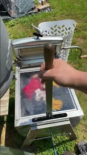 How it works. Wringer washer #offgrid #laundry #selfsufficiency