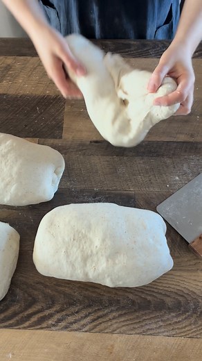 Shaping sourdough sandwich loaves #sourdoughscoring #sourdoughtips #sourdoughbreadrecipe #sourdough #sourdoughbaking #sourdoughbread #sourdoughsandwichbread | My Sourdough Bread