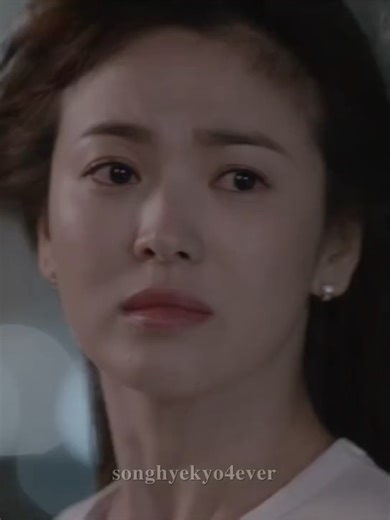 The ending scene to every episode of Descendants Of The Sun #songhyekyo #dots #descendantsofthesun